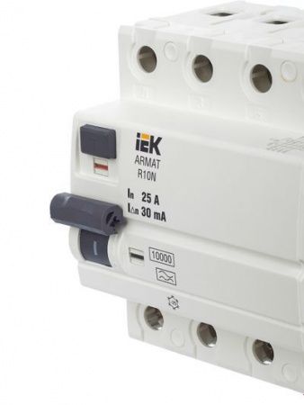 ARMAT Выключатель дифференциального тока R10N 4P 25А 30мА тип A IEK