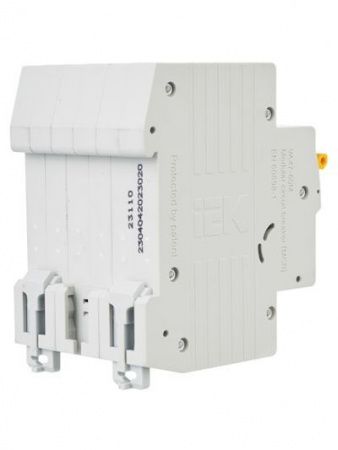 KARAT Автоматический выключатель ВА47-60M 3P C 20А 6кА IEK