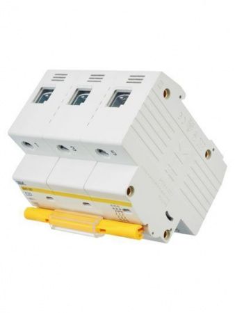 KARAT Автоматический выключатель ВА47-100 3P C 32А 10кА IEK