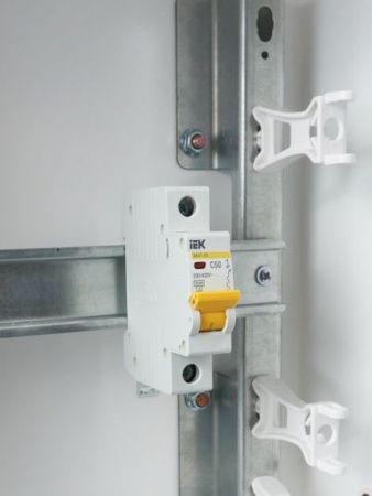 KARAT Автоматический выключатель ВА47-29 1P C 50А 4,5кА IEK