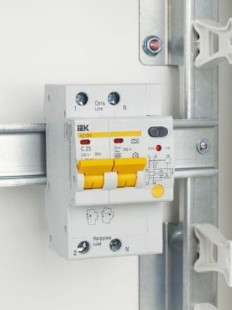 KARAT Дифференциальный автомат АД12M 2P C25 30мА тип A IEK